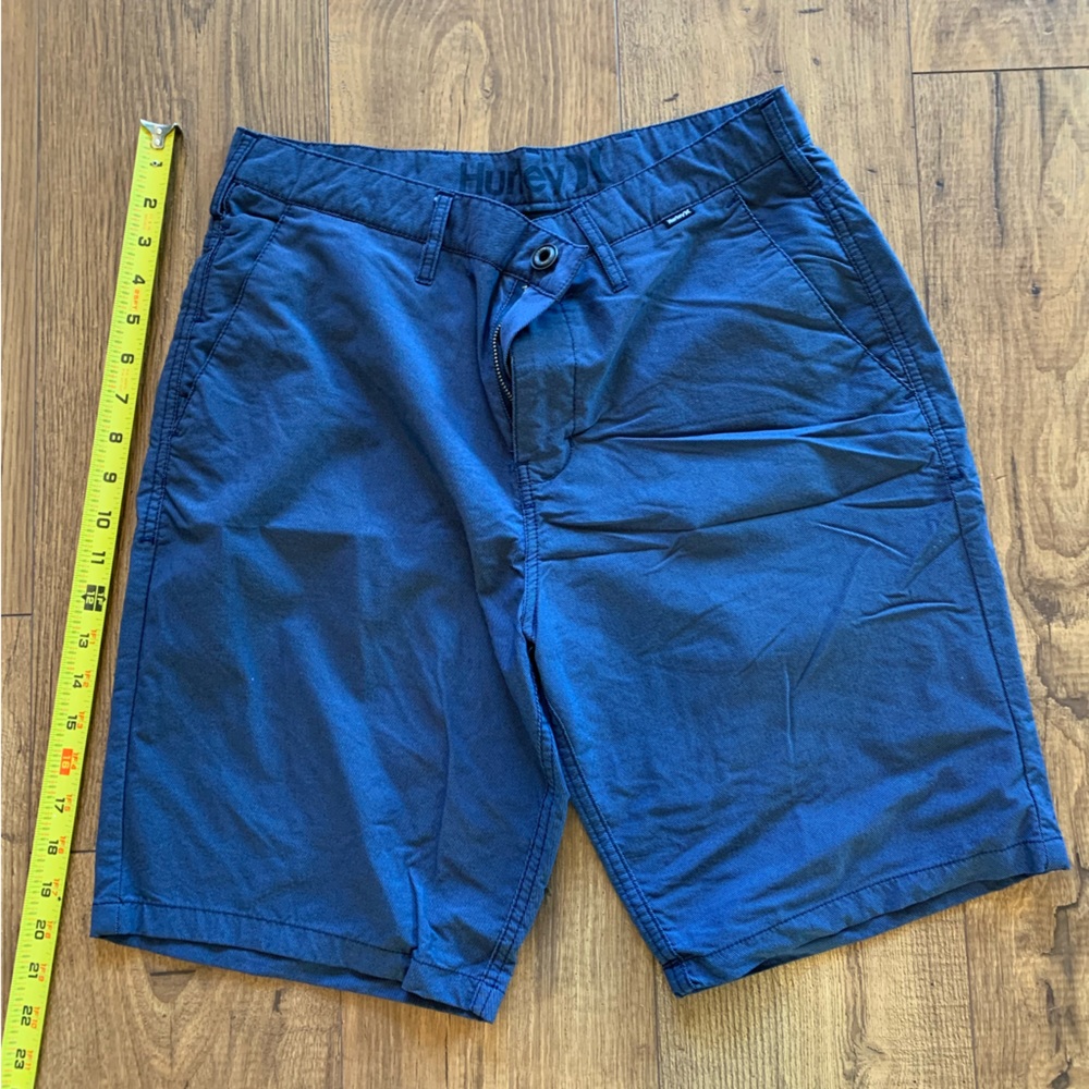Hurley shorts size 32